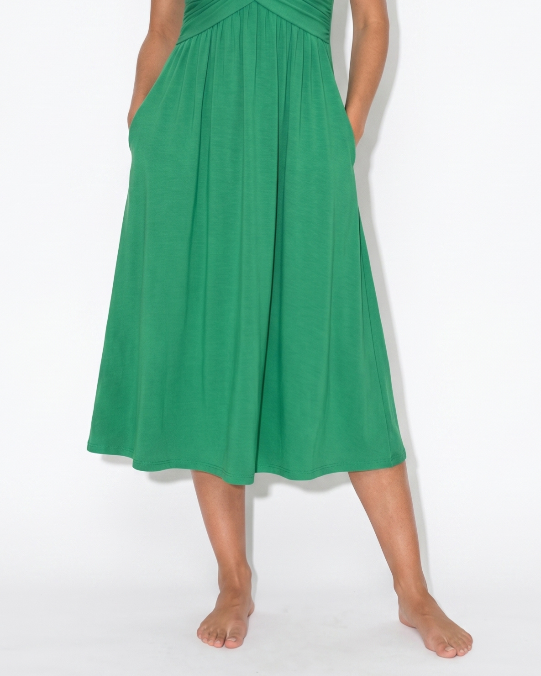 Valnera™| Elegante vestido cruzado con escote en V