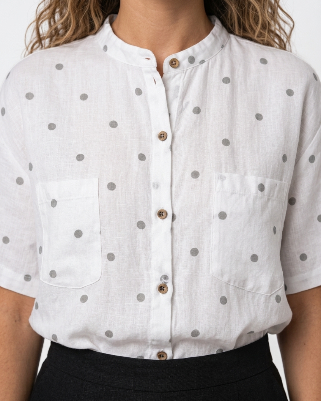 Valnera™| Blusa con Lunares