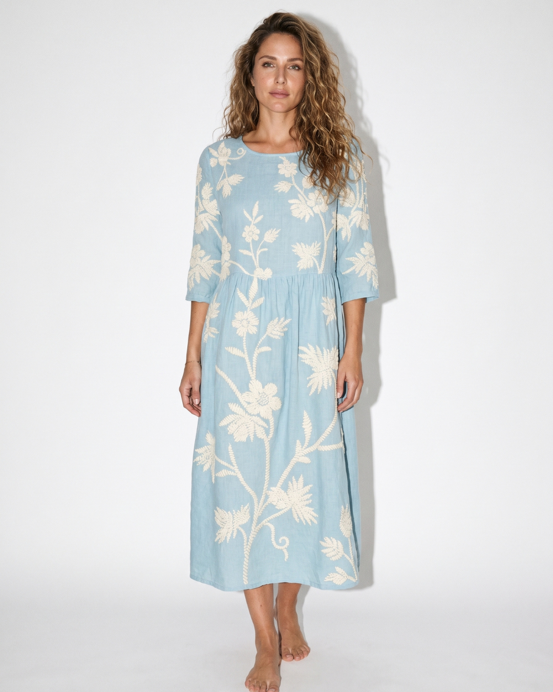 Valnera™| Vestido Bordado Amalfi